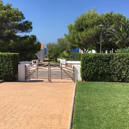 Violeta * Cala'N Blanes (Menorca)