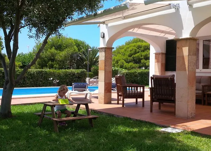 Ferienhaus Violeta *