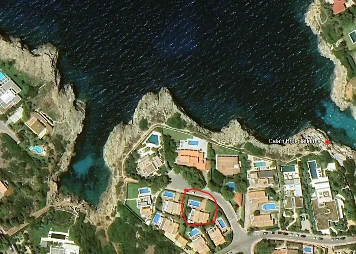 Violeta Cala'N Blanes (Menorca)